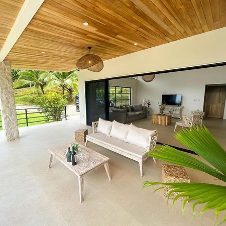 Casa River Stone Al Pie Del Rio Ojochal Eksteriør bilde