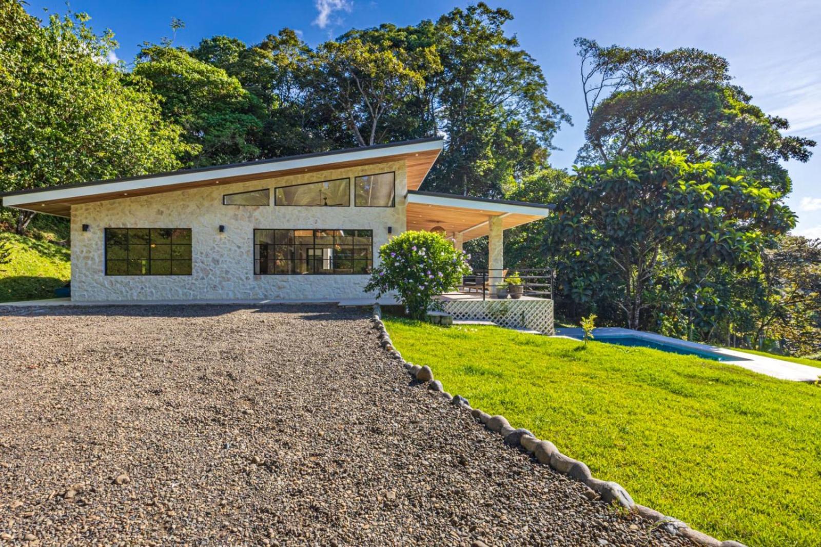 Casa River Stone Al Pie Del Rio Ojochal Eksteriør bilde