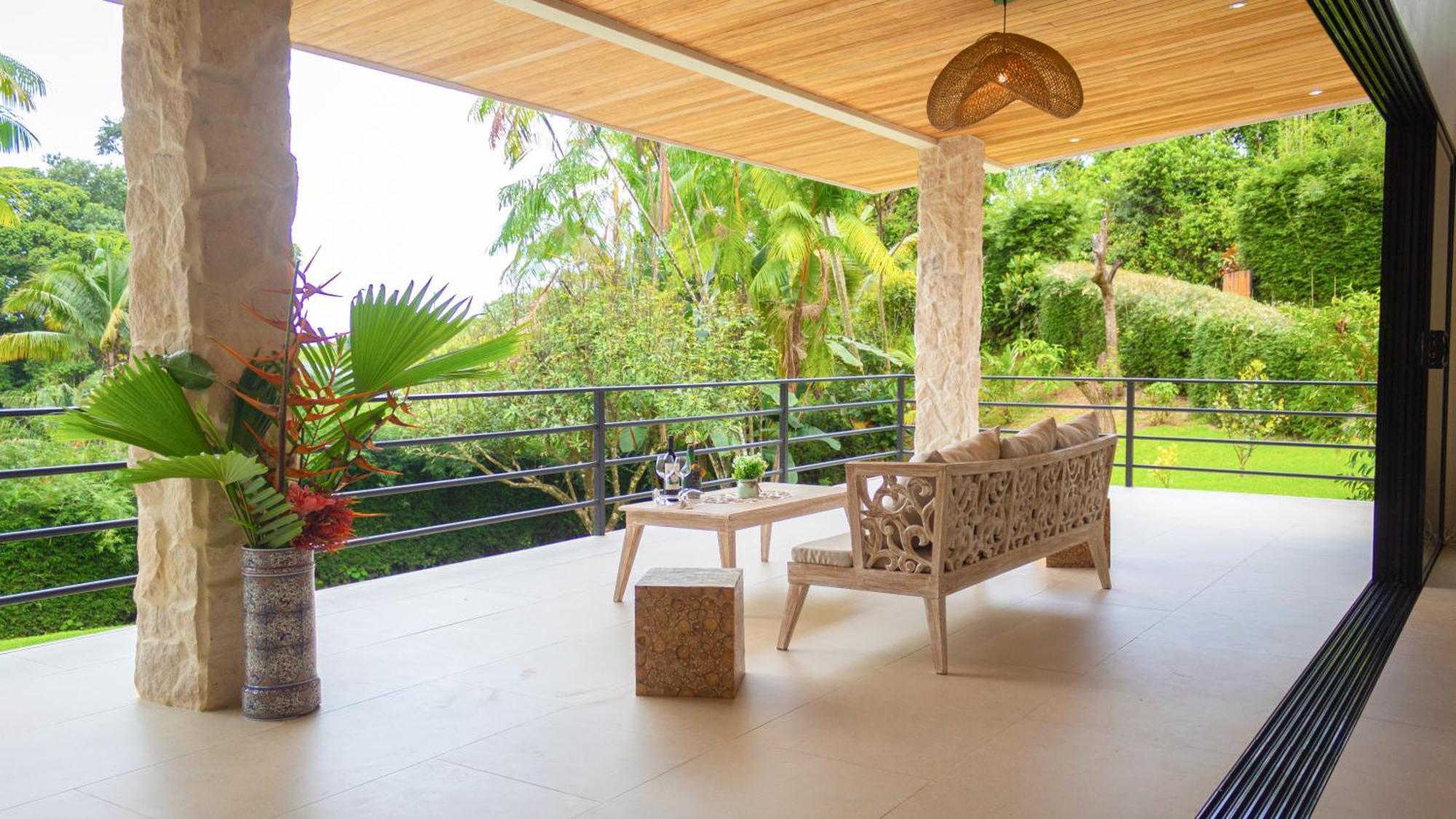 Casa River Stone Al Pie Del Rio Ojochal Eksteriør bilde