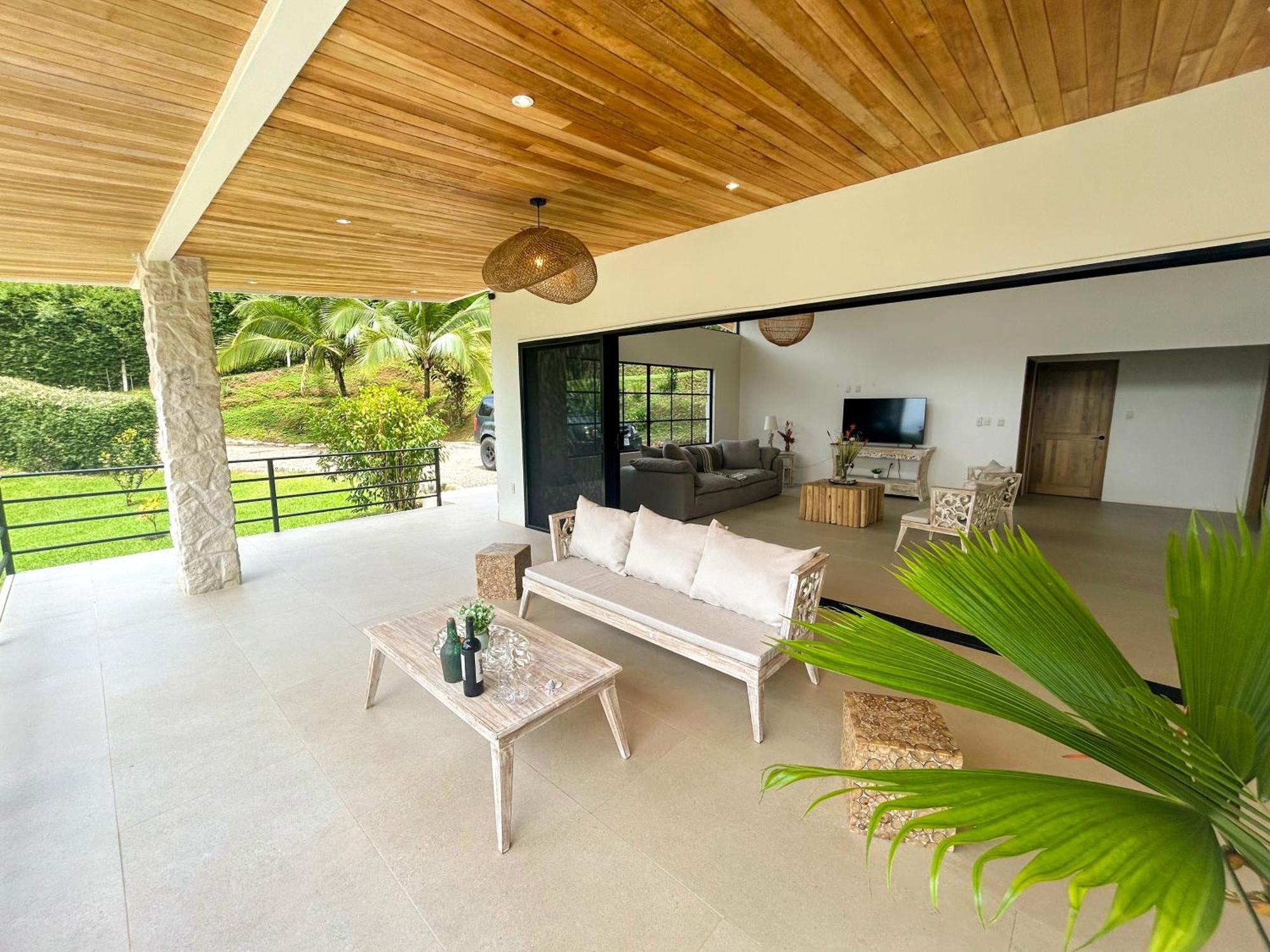 Casa River Stone Al Pie Del Rio Ojochal Eksteriør bilde